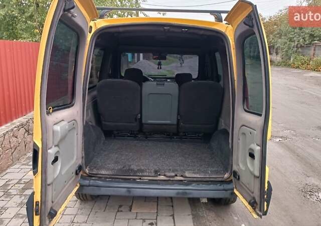 Желтый Рено Кенгу, объемом двигателя 1.5 л и пробегом 339 тыс. км за 3550 $, фото 49 на Automoto.ua