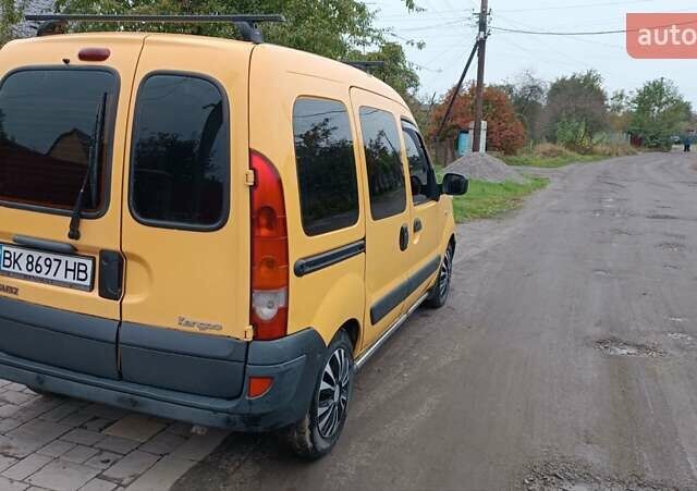 Желтый Рено Кенгу, объемом двигателя 1.5 л и пробегом 339 тыс. км за 3550 $, фото 10 на Automoto.ua