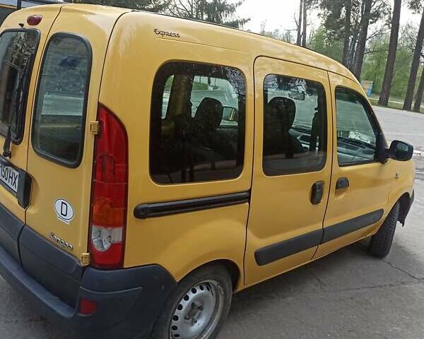 Жовтий Рено Кєнгу, об'ємом двигуна 1.5 л та пробігом 282 тис. км за 4599 $, фото 12 на Automoto.ua