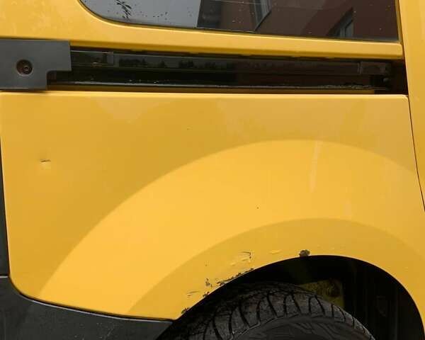 Жовтий Рено Кєнгу, об'ємом двигуна 1.5 л та пробігом 190 тис. км за 5500 $, фото 34 на Automoto.ua