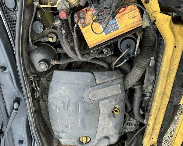 Жовтий Рено Кєнгу, об'ємом двигуна 1.46 л та пробігом 270 тис. км за 4350 $, фото 19 на Automoto.ua