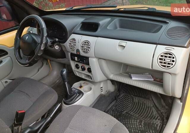 Желтый Рено Кенгу, объемом двигателя 1.5 л и пробегом 339 тыс. км за 3550 $, фото 35 на Automoto.ua