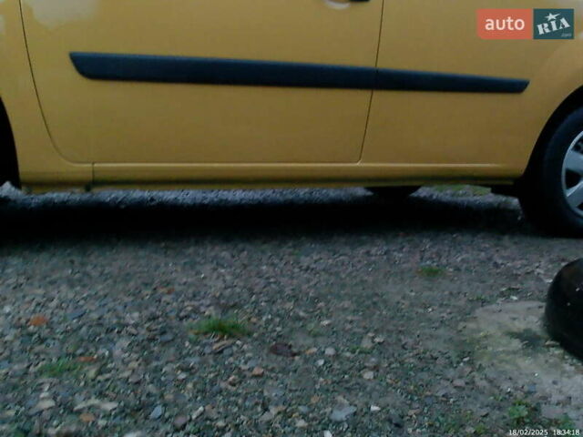 Жовтий Рено Кєнгу, об'ємом двигуна 1.46 л та пробігом 131 тис. км за 5900 $, фото 14 на Automoto.ua