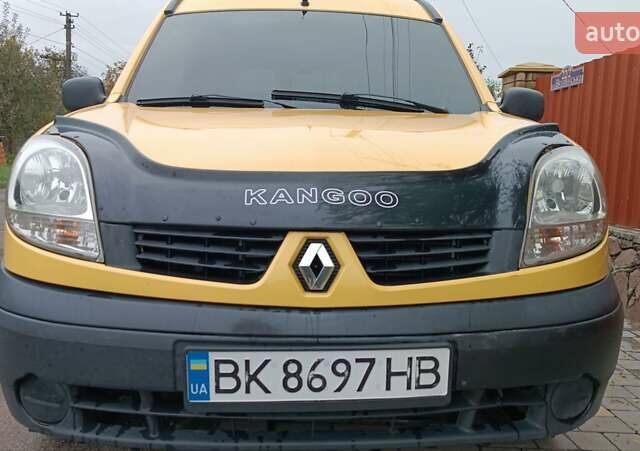 Желтый Рено Кенгу, объемом двигателя 1.5 л и пробегом 339 тыс. км за 3550 $, фото 12 на Automoto.ua