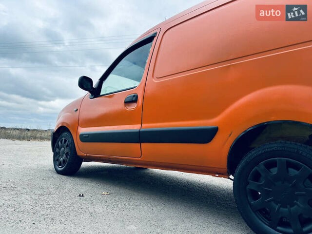 Жовтий Рено Кєнгу, об'ємом двигуна 1.5 л та пробігом 250 тис. км за 2000 $, фото 9 на Automoto.ua