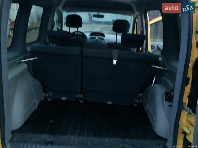 Жовтий Рено Кєнгу, об'ємом двигуна 1.46 л та пробігом 131 тис. км за 5900 $, фото 7 на Automoto.ua