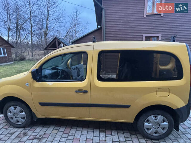 Желтый Рено Кенгу, объемом двигателя 1.5 л и пробегом 312 тыс. км за 4700 $, фото 7 на Automoto.ua