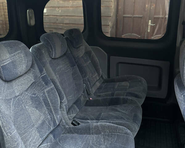 Желтый Рено Кенгу, объемом двигателя 1.5 л и пробегом 312 тыс. км за 4700 $, фото 15 на Automoto.ua