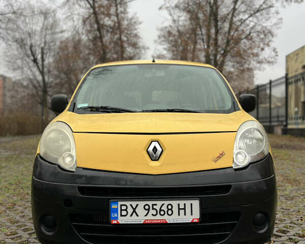 Желтый Рено Кенгу, объемом двигателя 1.46 л и пробегом 348 тыс. км за 4650 $, фото 1 на Automoto.ua