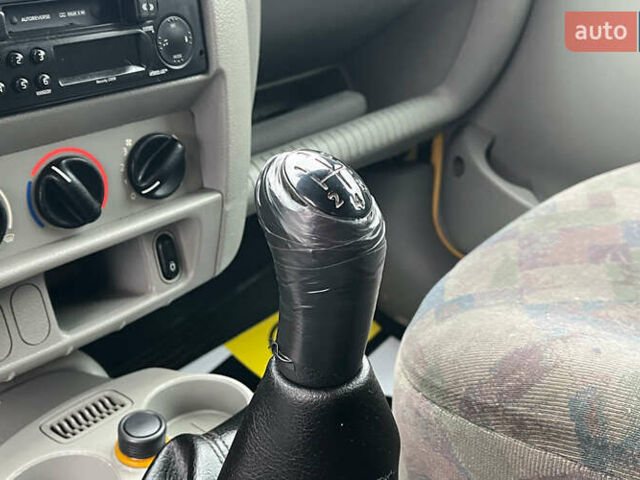 Жовтий Рено Кєнгу, об'ємом двигуна 1.46 л та пробігом 175 тис. км за 4999 $, фото 10 на Automoto.ua