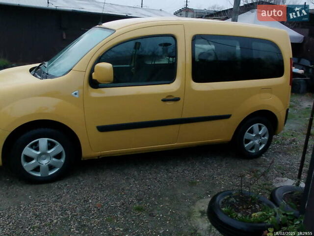 Жовтий Рено Кєнгу, об'ємом двигуна 1.46 л та пробігом 131 тис. км за 5900 $, фото 9 на Automoto.ua