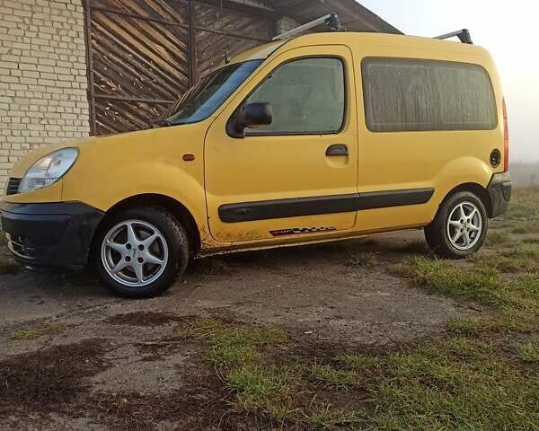 Желтый Рено Кенгу, объемом двигателя 1.5 л и пробегом 359 тыс. км за 3399 $, фото 3 на Automoto.ua