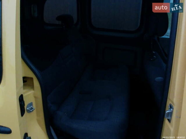 Жовтий Рено Кєнгу, об'ємом двигуна 1.46 л та пробігом 131 тис. км за 5900 $, фото 8 на Automoto.ua