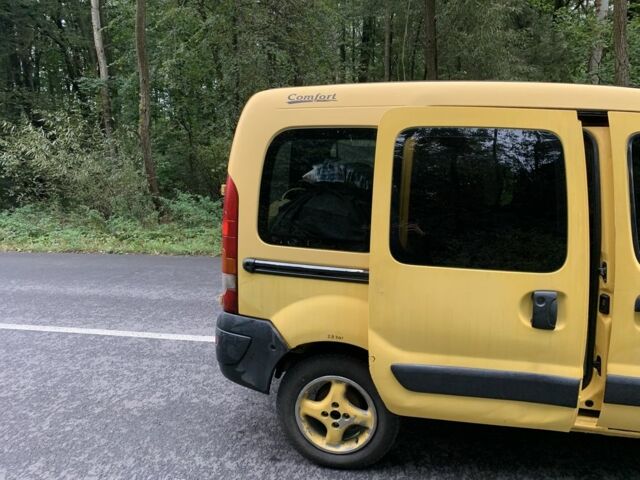 Желтый Рено Кенгу, объемом двигателя 1.5 л и пробегом 3 тыс. км за 3500 $, фото 8 на Automoto.ua