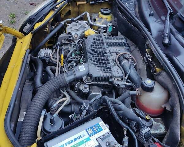 Желтый Рено Кенгу, объемом двигателя 1.5 л и пробегом 290 тыс. км за 4950 $, фото 13 на Automoto.ua