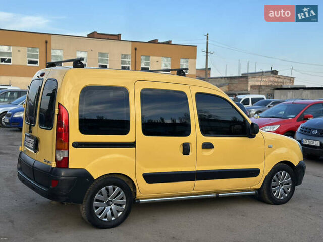 Желтый Рено Кенгу, объемом двигателя 1.46 л и пробегом 299 тыс. км за 3850 $, фото 19 на Automoto.ua
