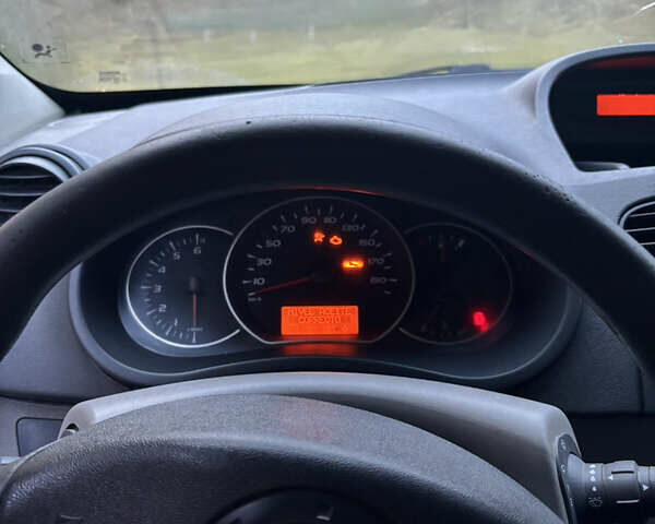 Желтый Рено Кенгу, объемом двигателя 1.5 л и пробегом 312 тыс. км за 4700 $, фото 11 на Automoto.ua