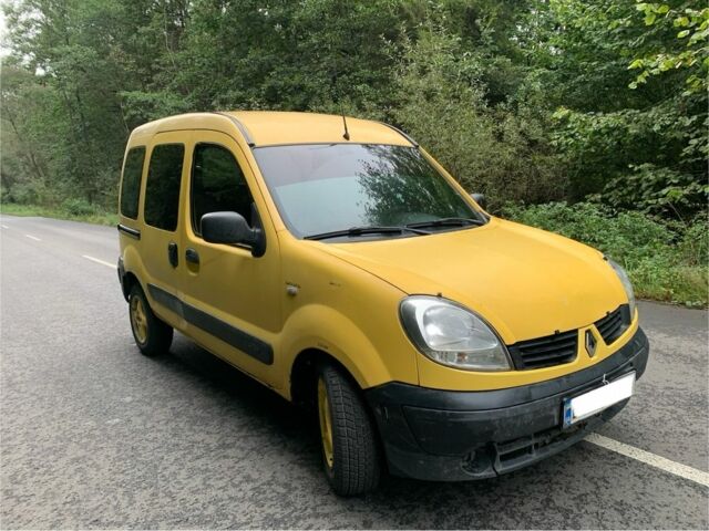 Желтый Рено Кенгу, объемом двигателя 1.5 л и пробегом 3 тыс. км за 3500 $, фото 1 на Automoto.ua