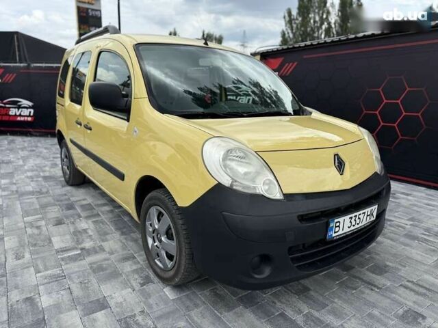 Желтый Рено Кенгу, объемом двигателя 1.6 л и пробегом 165 тыс. км за 7800 $, фото 3 на Automoto.ua