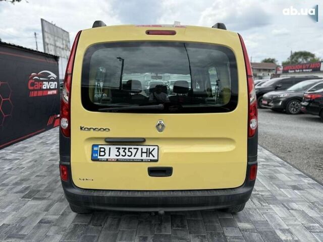Желтый Рено Кенгу, объемом двигателя 1.6 л и пробегом 165 тыс. км за 7800 $, фото 4 на Automoto.ua