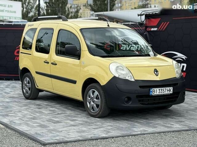Желтый Рено Кенгу, объемом двигателя 1.6 л и пробегом 165 тыс. км за 7800 $, фото 1 на Automoto.ua