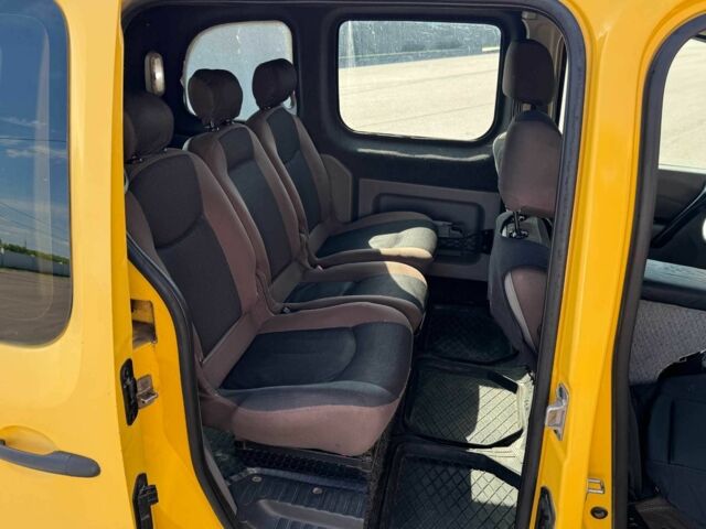 Желтый Рено Кенгу, объемом двигателя 1.5 л и пробегом 400 тыс. км за 5400 $, фото 17 на Automoto.ua