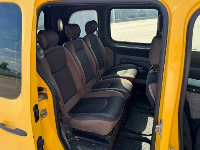 Желтый Рено Кенгу, объемом двигателя 1.5 л и пробегом 400 тыс. км за 5400 $, фото 18 на Automoto.ua