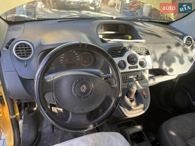 Жовтий Рено Кєнгу, об'ємом двигуна 1.46 л та пробігом 140 тис. км за 5500 $, фото 5 на Automoto.ua