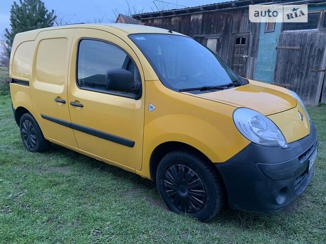 Желтый Рено Кенгу, объемом двигателя 1.5 л и пробегом 205 тыс. км за 4600 $, фото 2 на Automoto.ua