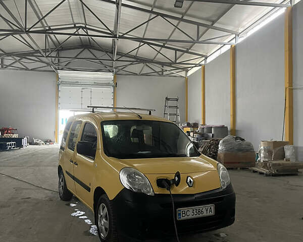 Желтый Рено Кенгу, объемом двигателя 0 л и пробегом 142 тыс. км за 6000 $, фото 6 на Automoto.ua