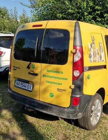 Желтый Рено Кенгу, объемом двигателя 1.5 л и пробегом 100 тыс. км за 5700 $, фото 6 на Automoto.ua
