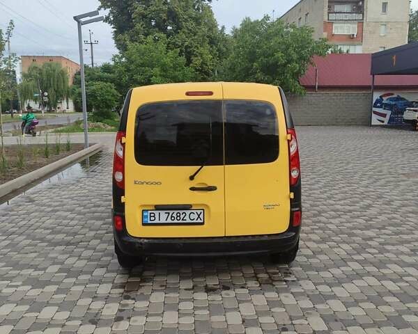 Желтый Рено Кенгу, объемом двигателя 0 л и пробегом 112 тыс. км за 4000 $, фото 3 на Automoto.ua