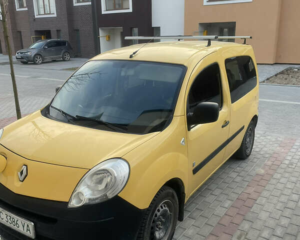 Желтый Рено Кенгу, объемом двигателя 0 л и пробегом 142 тыс. км за 6000 $, фото 5 на Automoto.ua