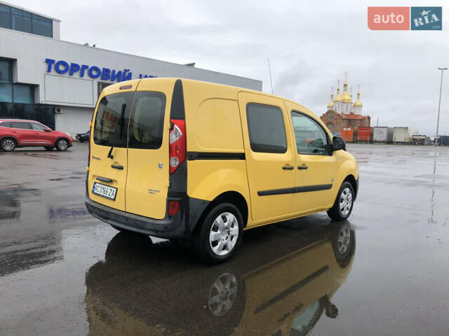 Желтый Рено Кенгу, объемом двигателя 0 л и пробегом 117 тыс. км за 3100 $, фото 2 на Automoto.ua