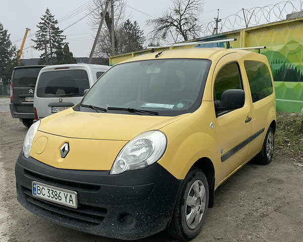 Желтый Рено Кенгу, объемом двигателя 0 л и пробегом 142 тыс. км за 6000 $, фото 12 на Automoto.ua
