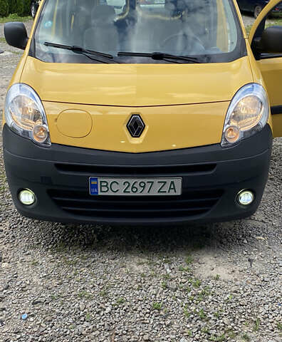 Желтый Рено Кенгу, объемом двигателя 0 л и пробегом 155 тыс. км за 4300 $, фото 31 на Automoto.ua