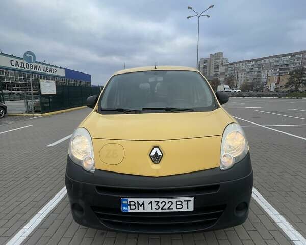 Желтый Рено Кенгу, объемом двигателя 0 л и пробегом 222 тыс. км за 4100 $, фото 2 на Automoto.ua