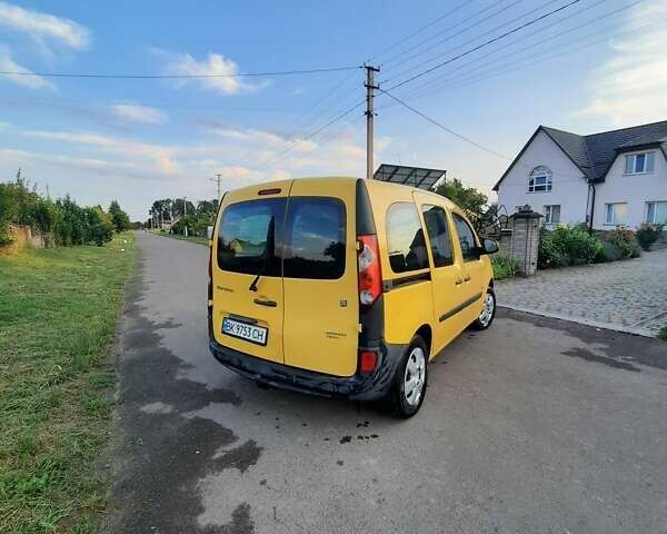 Желтый Рено Кенгу, объемом двигателя 0 л и пробегом 79 тыс. км за 6900 $, фото 6 на Automoto.ua