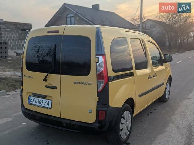 Желтый Рено Кенгу, объемом двигателя 0 л и пробегом 130 тыс. км за 4750 $, фото 2 на Automoto.ua