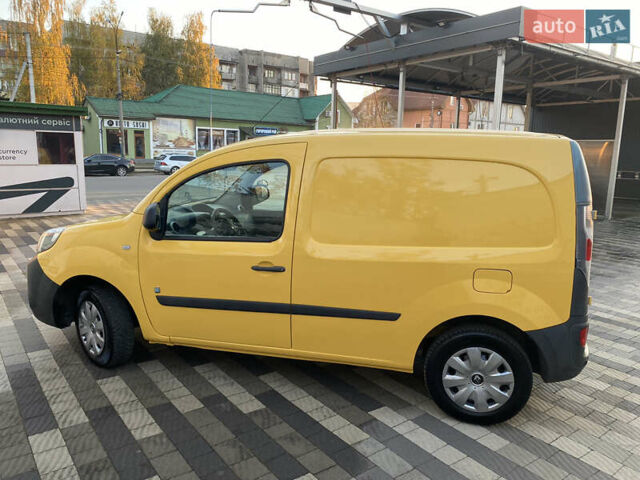 Желтый Рено Кенгу, объемом двигателя 0 л и пробегом 95 тыс. км за 5400 $, фото 5 на Automoto.ua