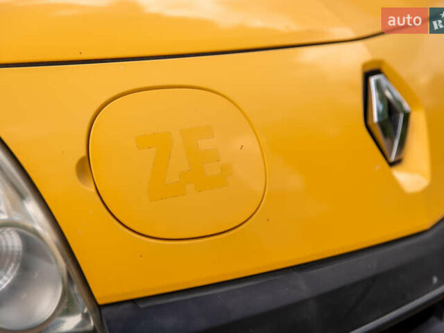 Жовтий Рено Кєнгу, об'ємом двигуна 0 л та пробігом 118 тис. км за 6600 $, фото 11 на Automoto.ua