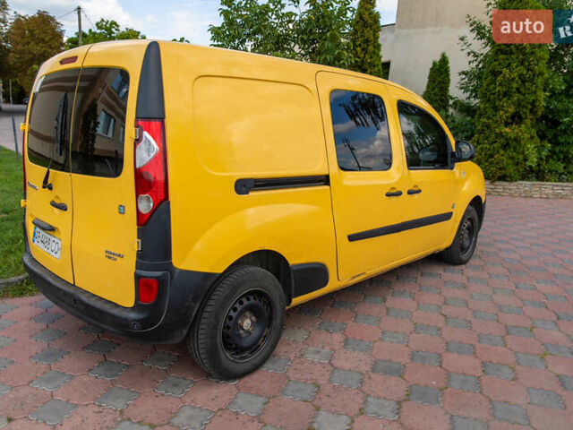 Жовтий Рено Кєнгу, об'ємом двигуна 0 л та пробігом 118 тис. км за 6600 $, фото 4 на Automoto.ua
