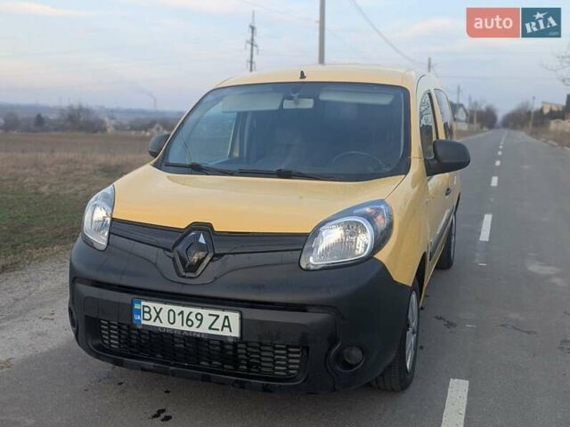 Желтый Рено Кенгу, объемом двигателя 0 л и пробегом 130 тыс. км за 4750 $, фото 14 на Automoto.ua