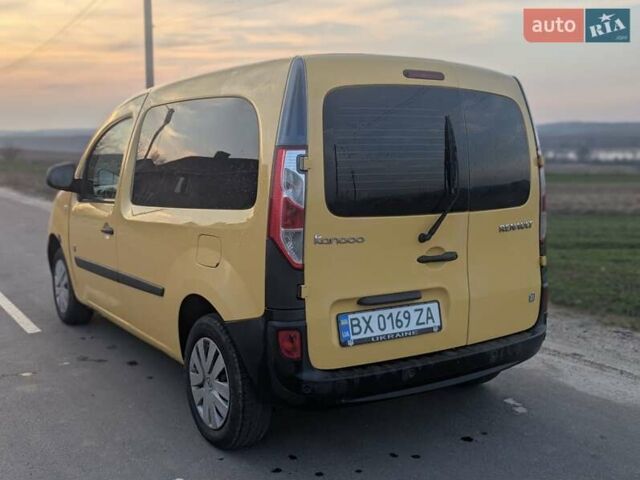 Желтый Рено Кенгу, объемом двигателя 0 л и пробегом 130 тыс. км за 4750 $, фото 7 на Automoto.ua