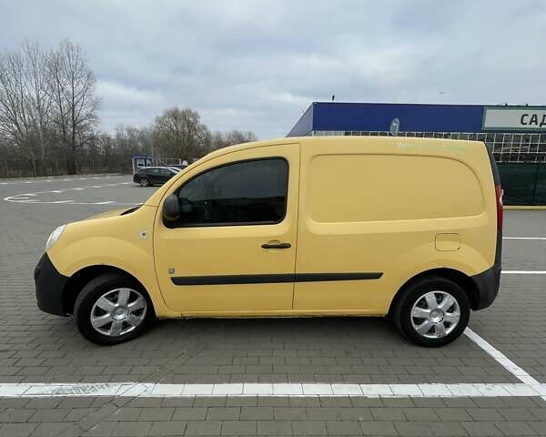 Желтый Рено Кенгу, объемом двигателя 0 л и пробегом 222 тыс. км за 4100 $, фото 5 на Automoto.ua