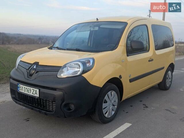 Желтый Рено Кенгу, объемом двигателя 0 л и пробегом 130 тыс. км за 4750 $, фото 16 на Automoto.ua