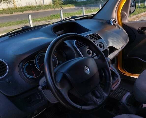 Жовтий Рено Кєнгу, об'ємом двигуна 0 л та пробігом 180 тис. км за 5000 $, фото 2 на Automoto.ua