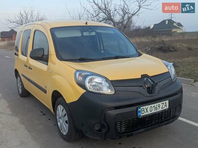 Желтый Рено Кенгу, объемом двигателя 0 л и пробегом 130 тыс. км за 4750 $, фото 12 на Automoto.ua