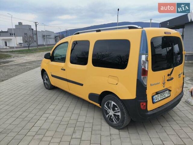 Желтый Рено Кенгу, объемом двигателя 0 л и пробегом 140 тыс. км за 6900 $, фото 24 на Automoto.ua
