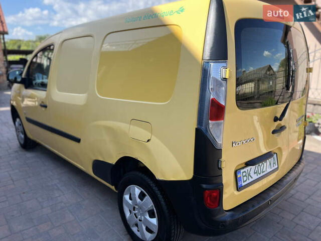 Жовтий Рено Кєнгу, об'ємом двигуна 0 л та пробігом 98 тис. км за 5999 $, фото 1 на Automoto.ua